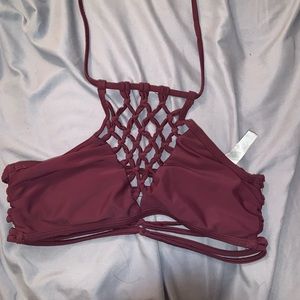 Neckline netted swim top